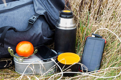 OUTXE Savage Power Bank Review on thebackpacker.de